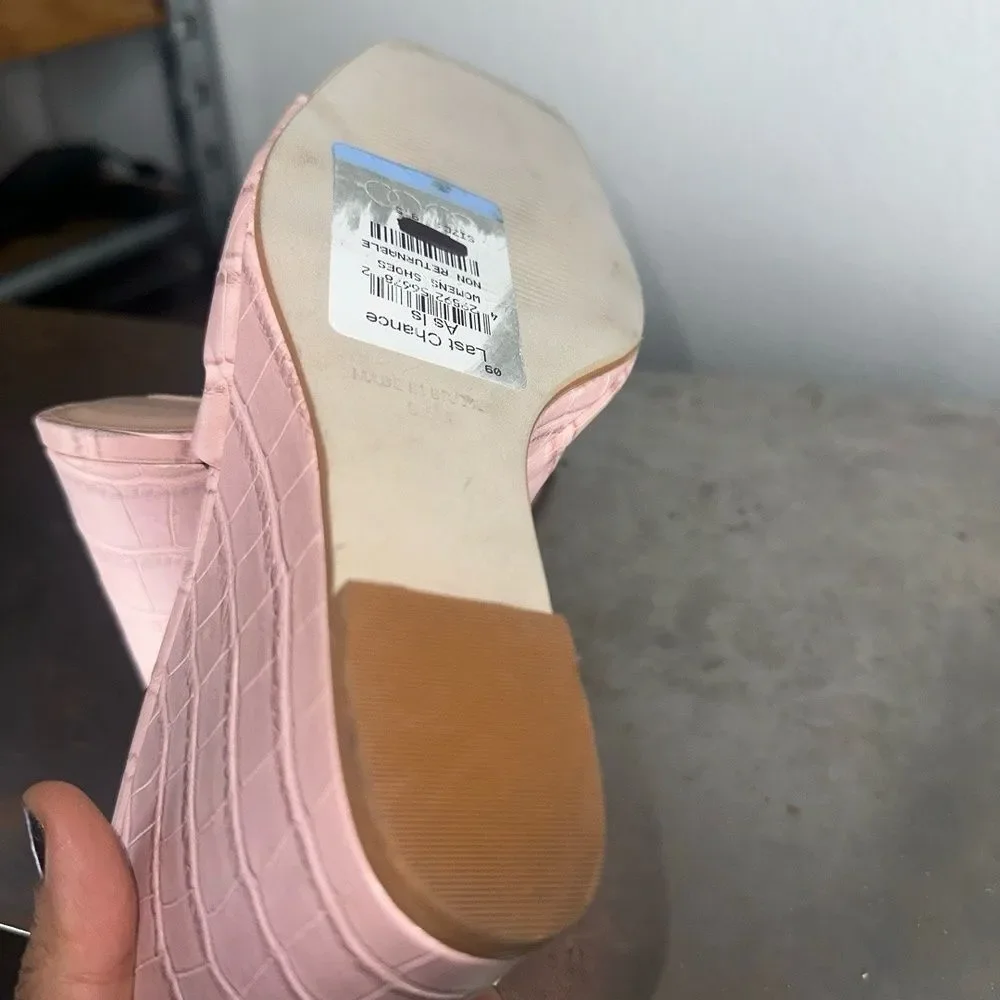 Steve Madden step out